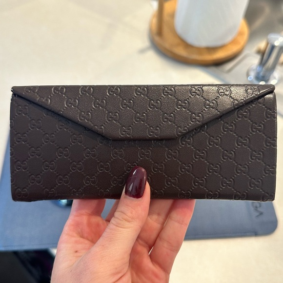 Gucci Sunglasses - Picture 7 of 8